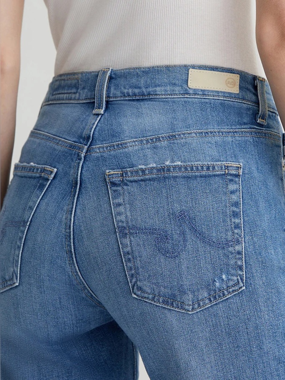 NWT (size 32) AG Jeans
Brinley Mid Rise Straight in Iris - Picture 4 of 9